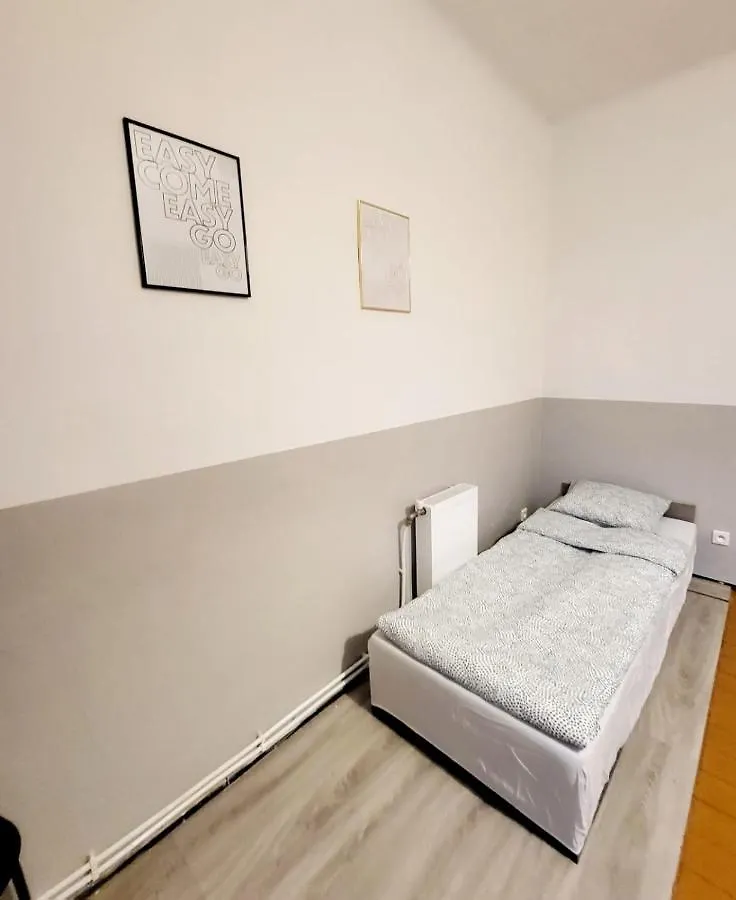 Tanie Spanie Wilda - Zameldowanie Bezobslugowe - Poznan Hostal